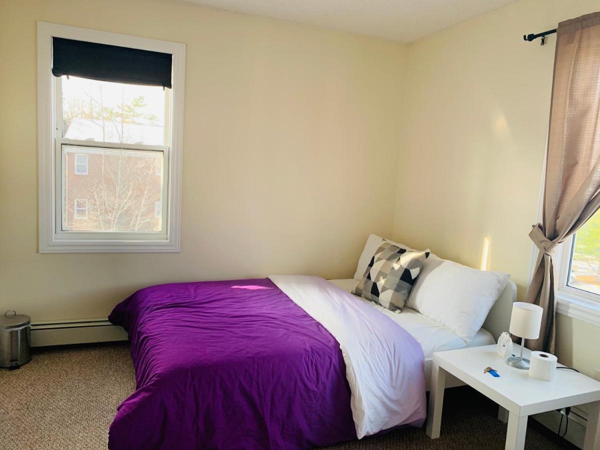 Private Fully Furnished Room In Halifax Shared Washroom Buitenkant foto
