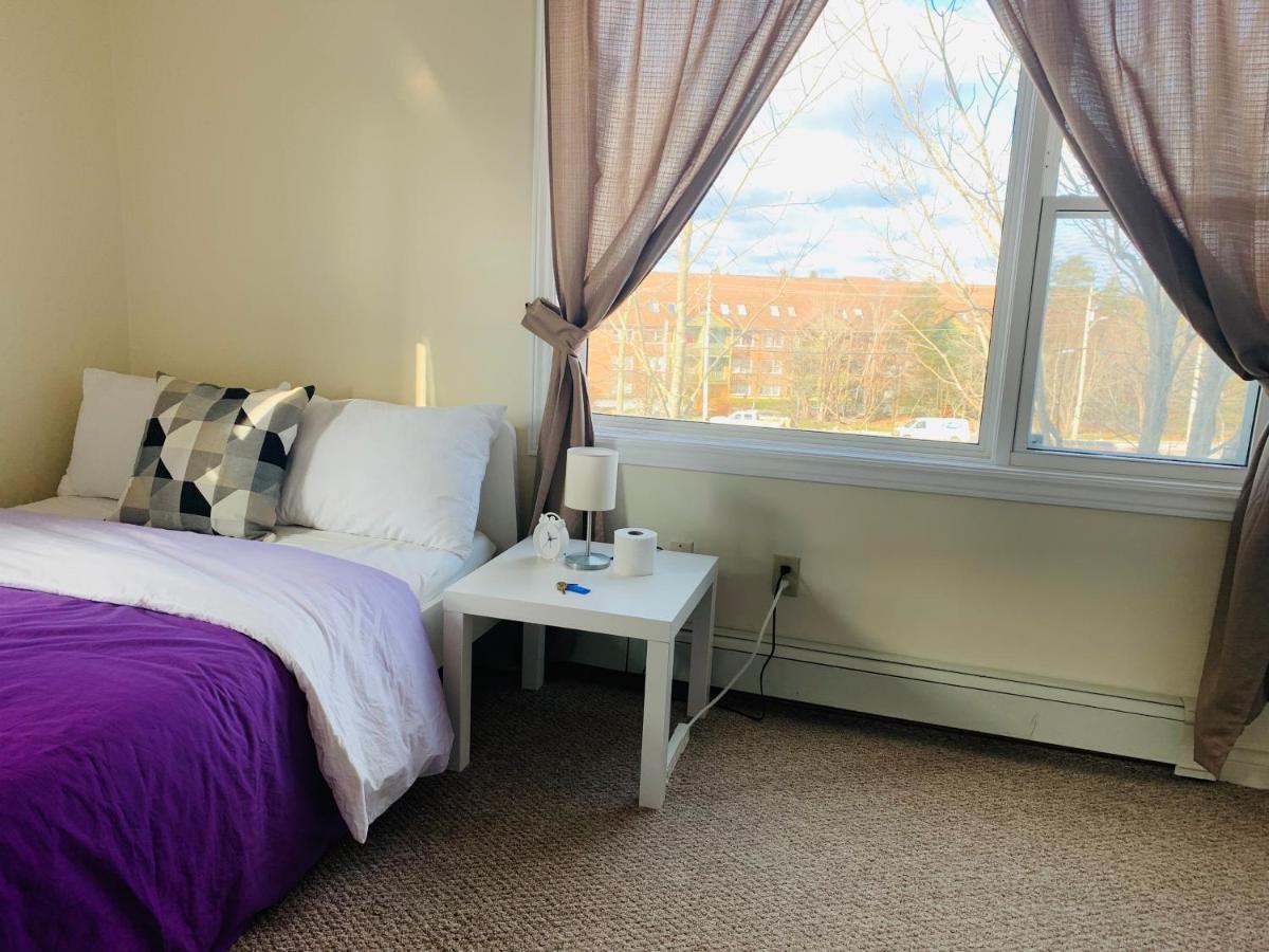 Private Fully Furnished Room In Halifax Shared Washroom Buitenkant foto